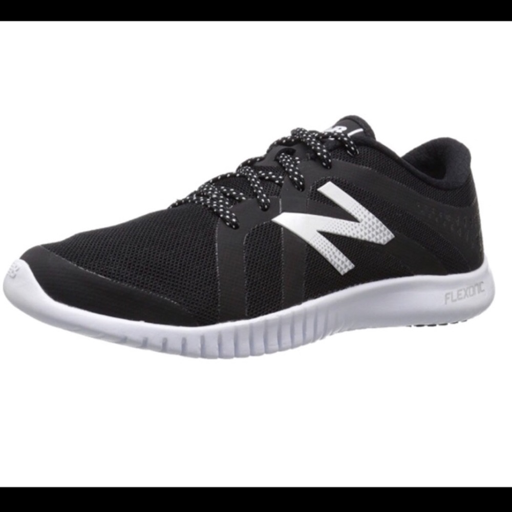 New Balance Flexonic Black Sneakers, 8